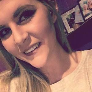 Meet your Posher, Zoe